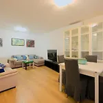 Appartement Trilocale Alle Porte Di Con Ampio Terrazzo