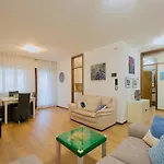 아파트 Trilocale Alle Porte Di Con Ampio Terrazzo 우디네