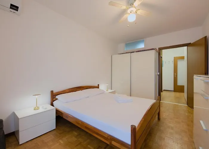 Apartment Trilocale Alle Porte Di Con Ampio Terrazzo *