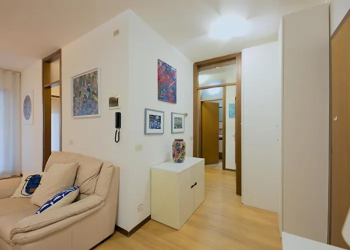 Trilocale Alle Porte Di Con Ampio Terrazzo Apartment