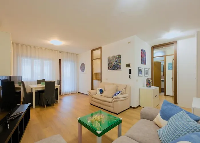 Apartment Trilocale Alle Porte Di Con Ampio Terrazzo Udine
